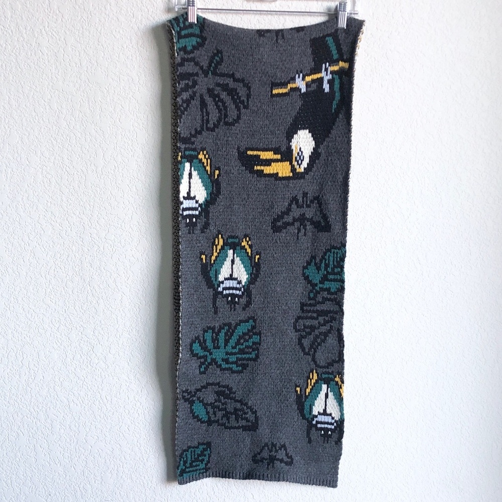 Demylee x J Crew Toucan Print Wool Scarf - Picture 2 of 14